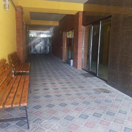 Hotel Lu-Ma Tbilisi Eksteriør bilde