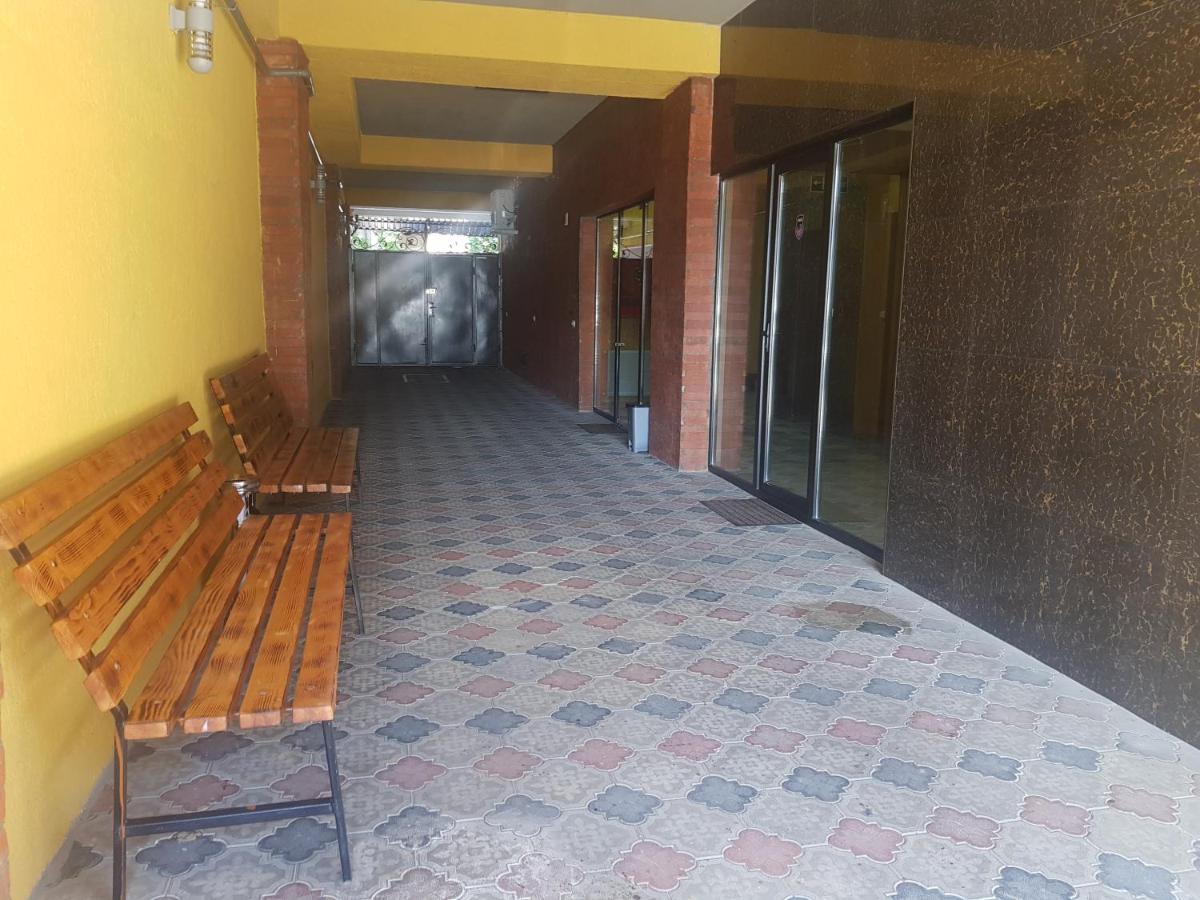 Hotel Lu-Ma Tbilisi Eksteriør bilde